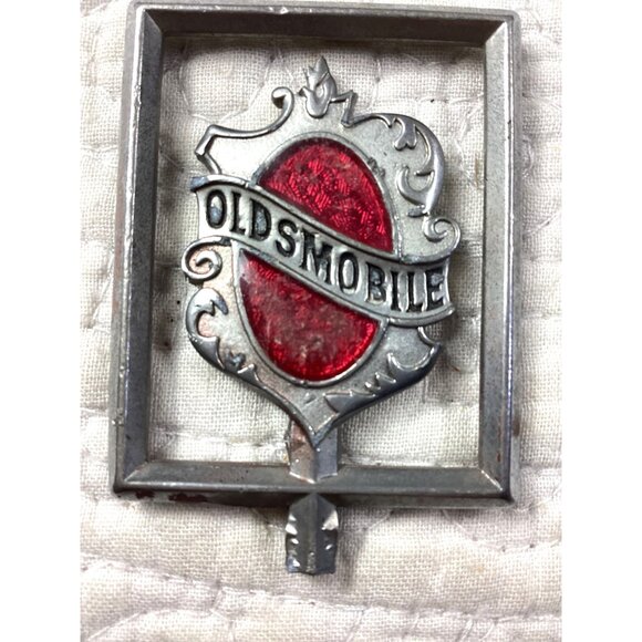 Vintage Oldsmobile Car Hood Ornament Red*Silver*Classic Automotive Collectible - Picture 1 of 3